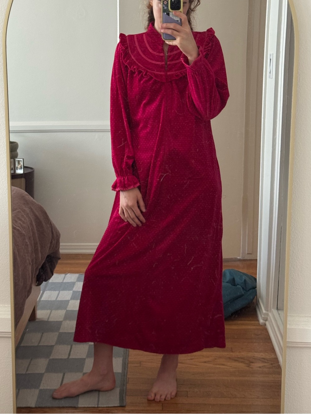 Vintage 60s Pink Velour House Coat / Robe